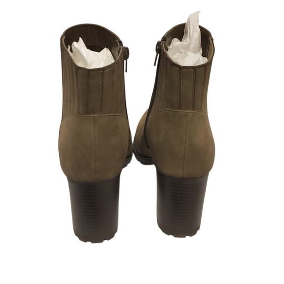 Kelly and Katie Olive Booties Boots Zipper and stretch seamed NWOT 11M - Picture 4 of 8